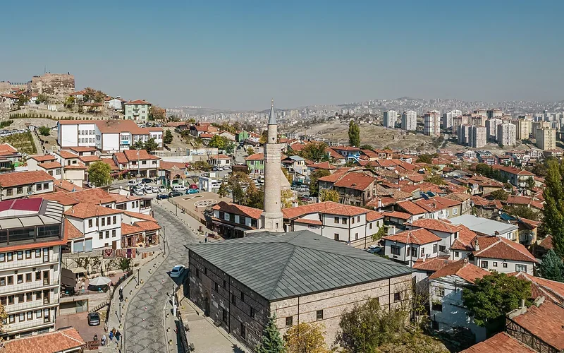 Besni Eski Kent Harabeleri ve Kalesi