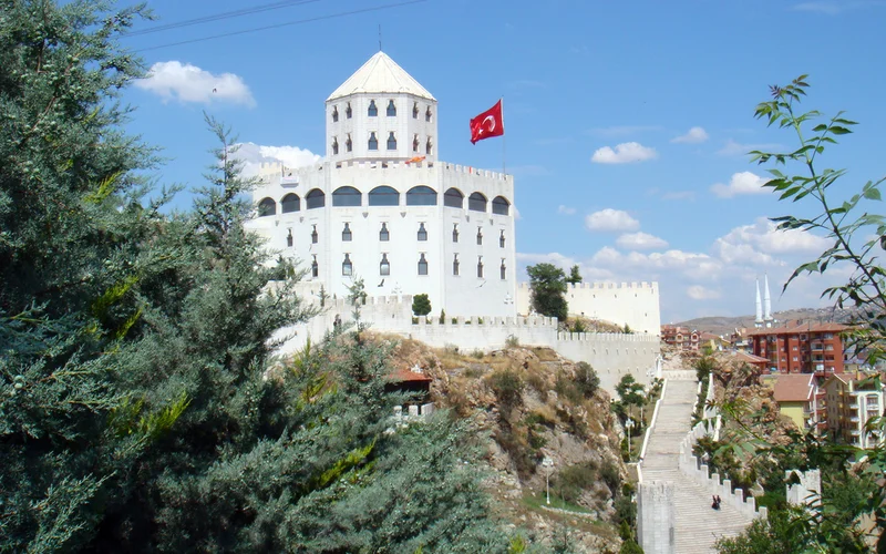 Estergon Türk Kültür Merkezi