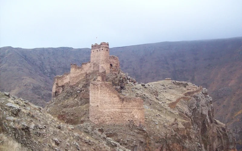 Şeytan Kalesi (Çıldır)