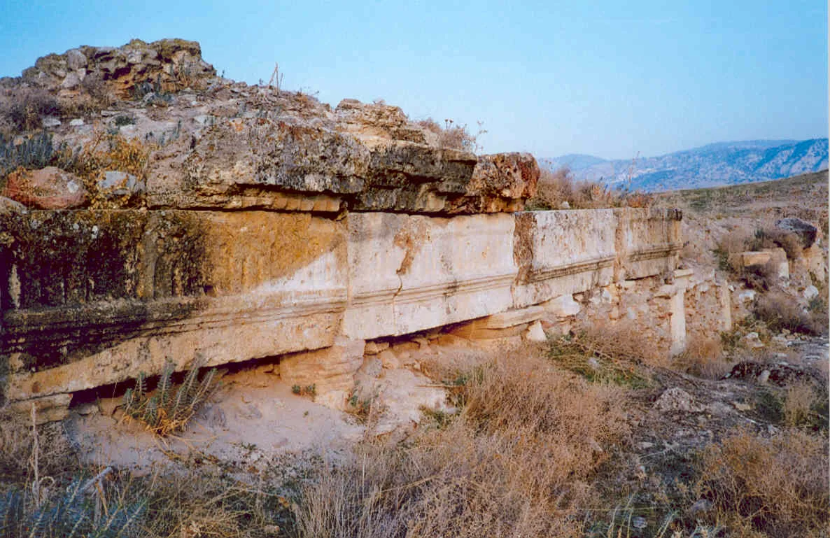Tripolis Antik Kenti