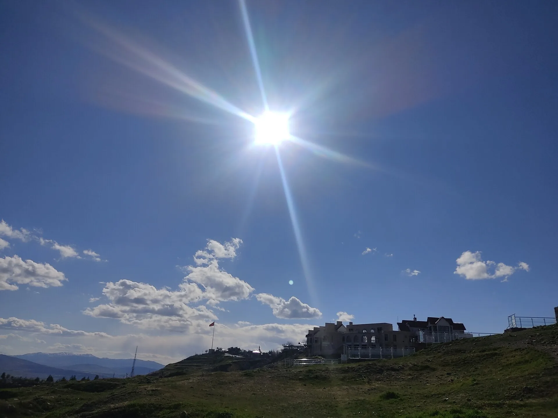 Harput Kalesi (Süt Kalesi)