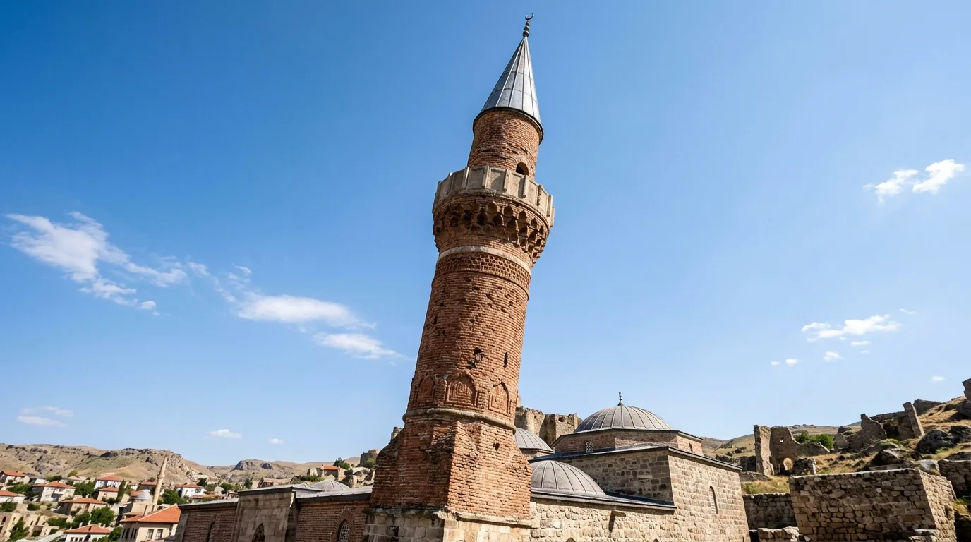 Harput Ulu Camii (Eğri Minare)