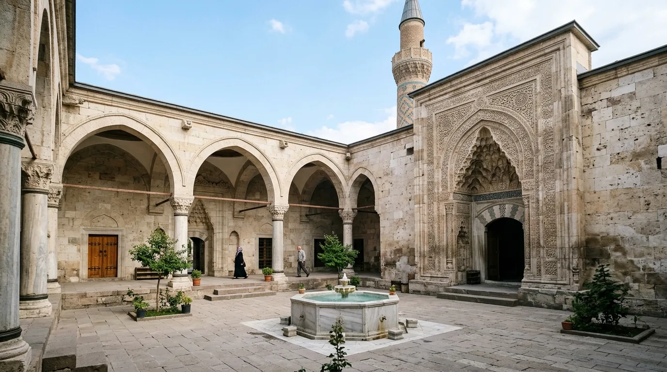 Hunat Hatun Külliyesi