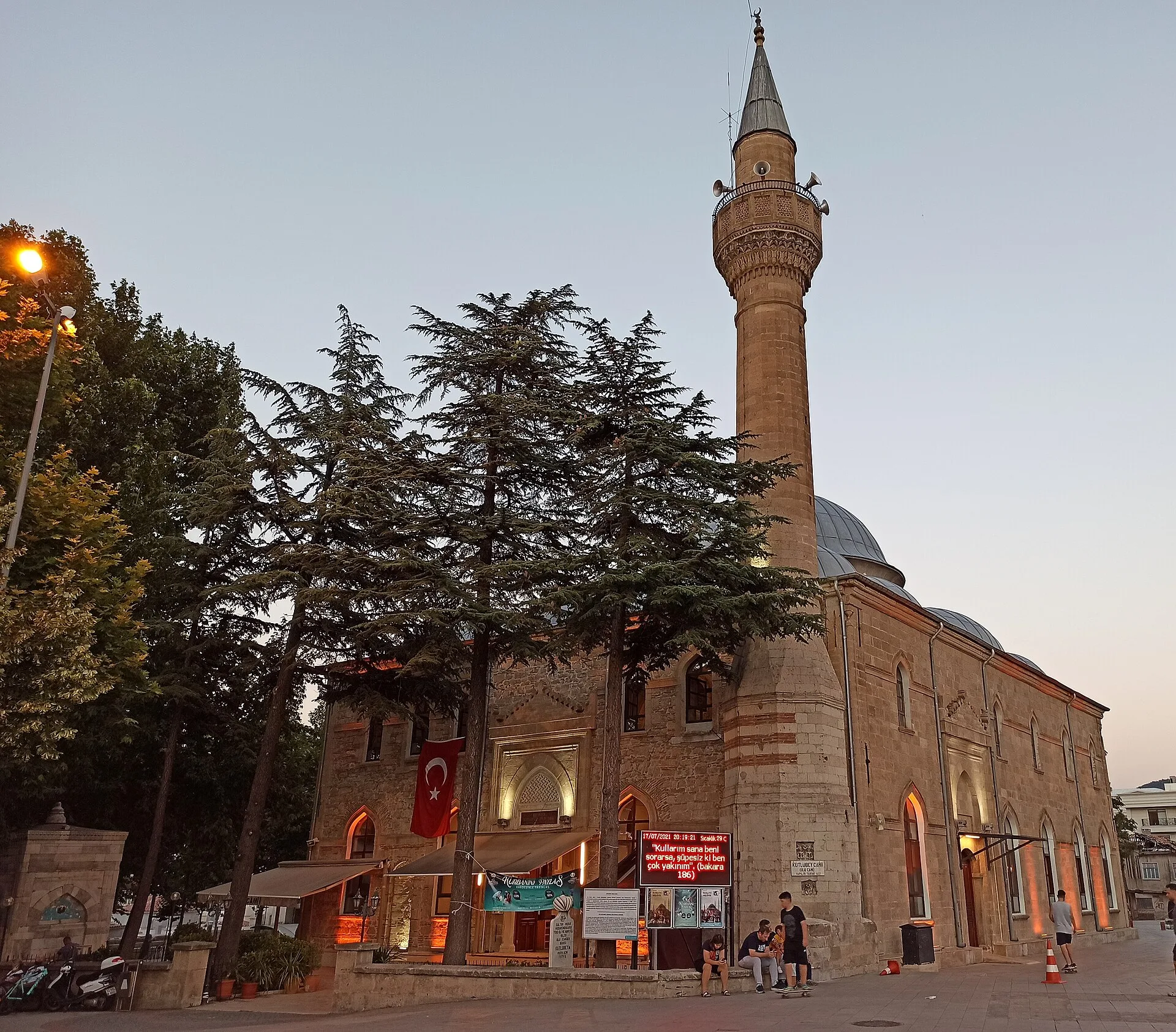 Kutlubey Camii (Ulu Cami)