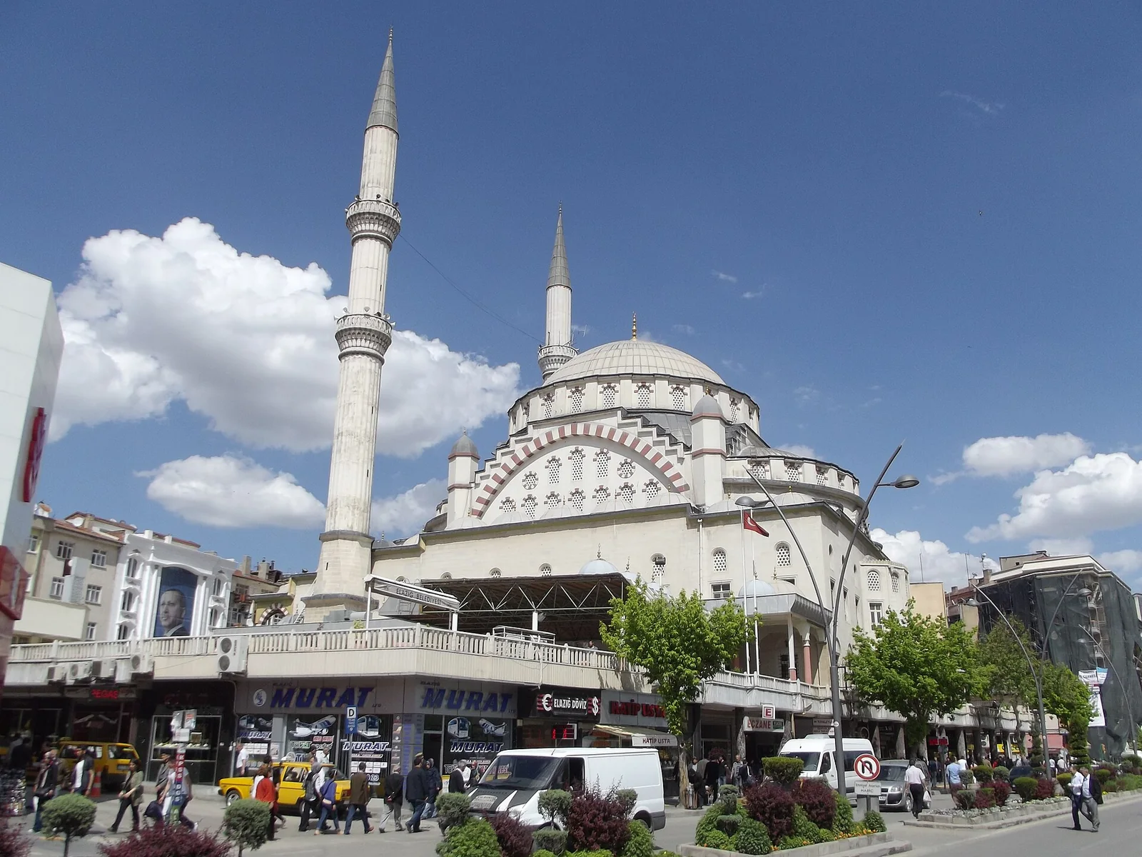 İzzet Paşa Camii