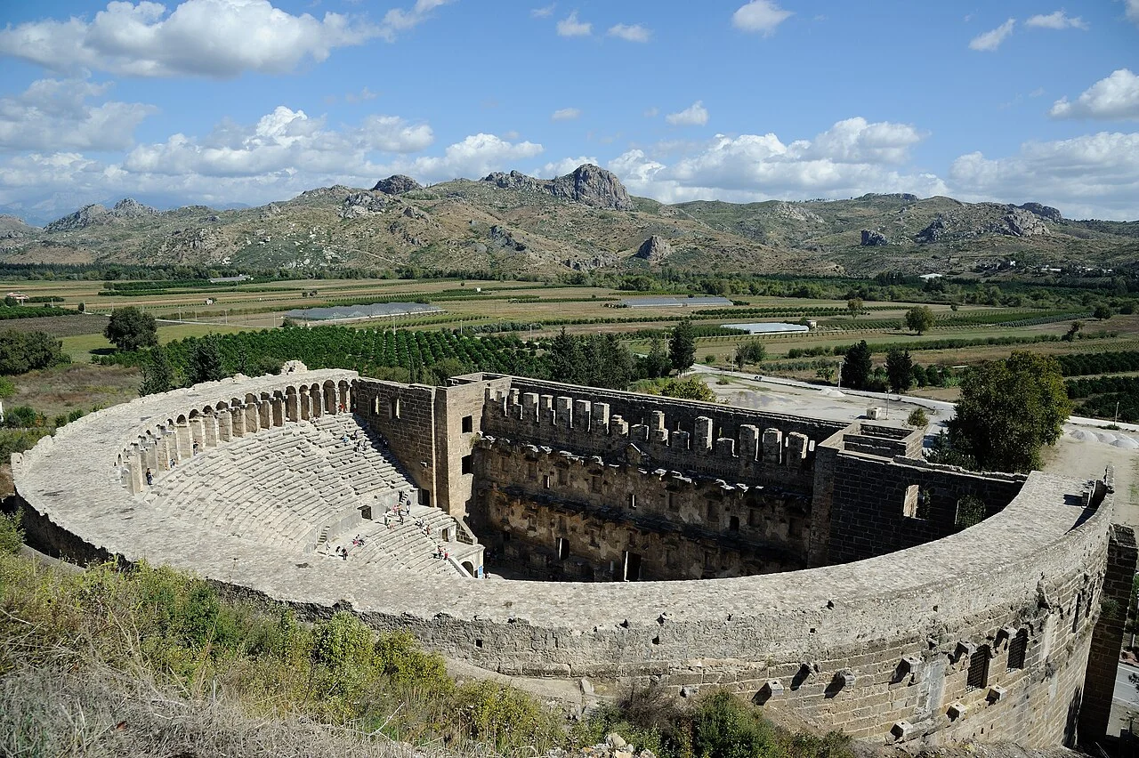 Milet Antik Kenti ve Tiyatrosu