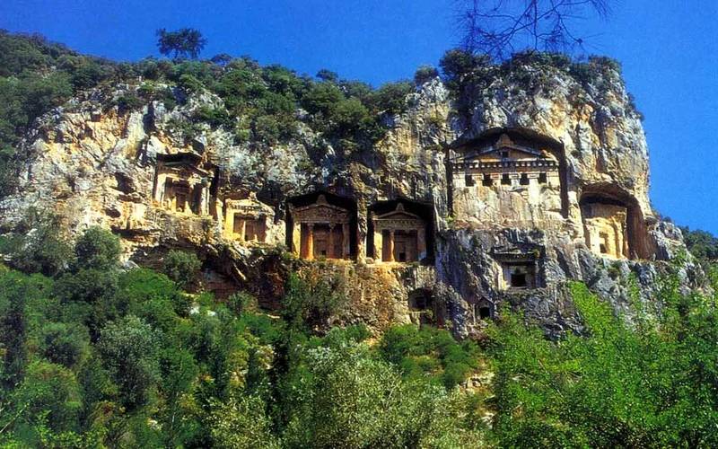 Dalyan Kaya Mezarlari
